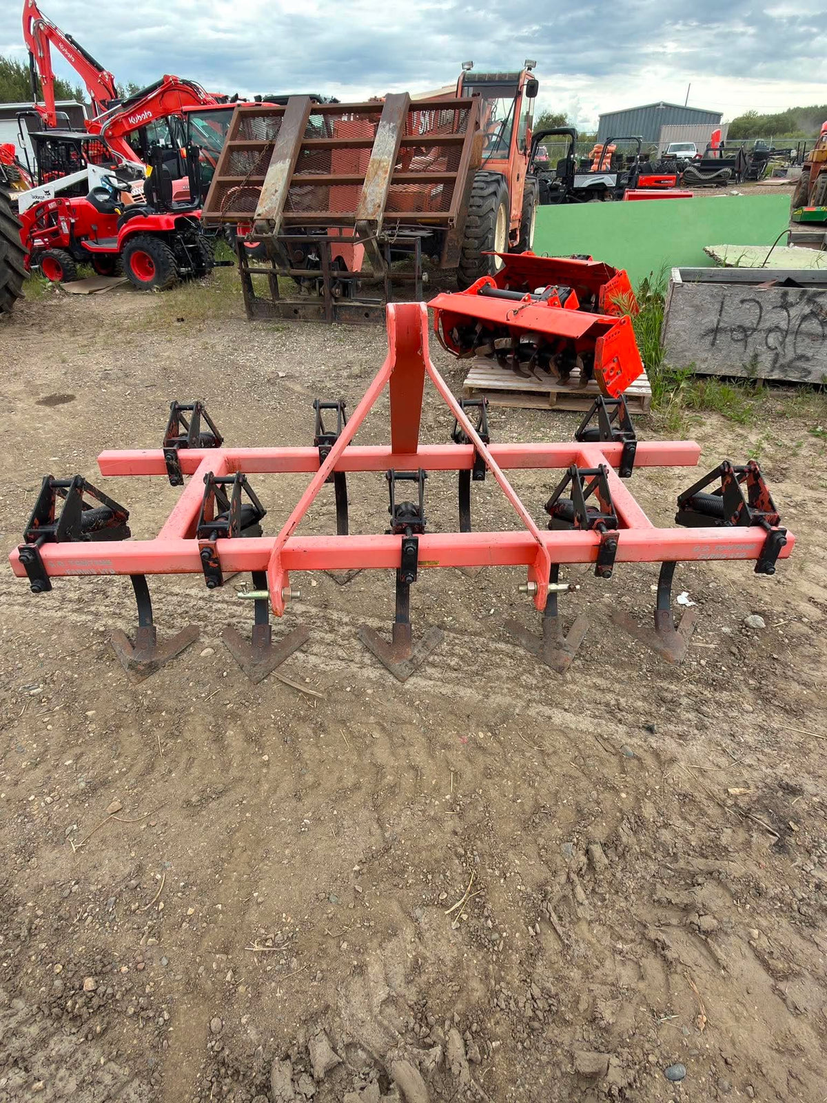 2000 Cultivator orange