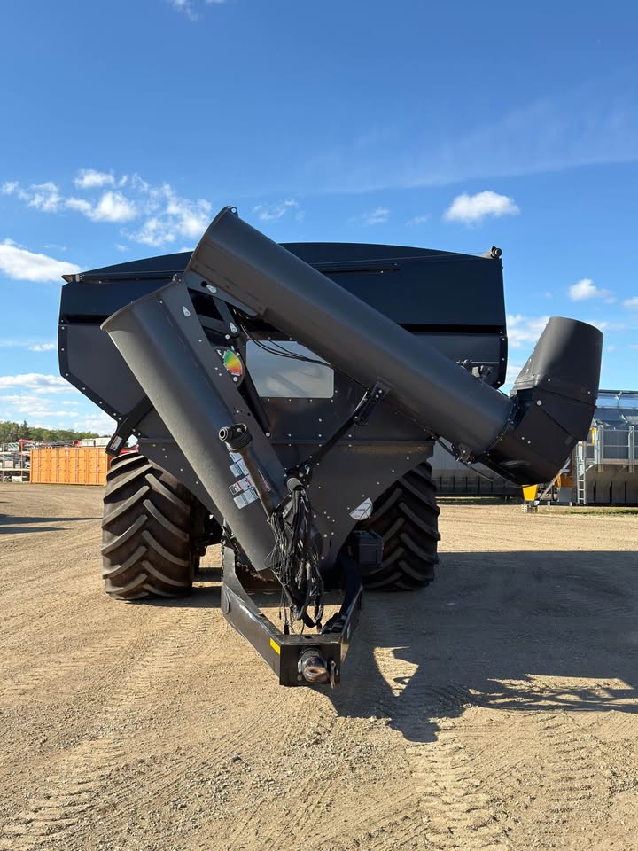 2021 Elmer’s Haulmaster 2000 Grain Cart
