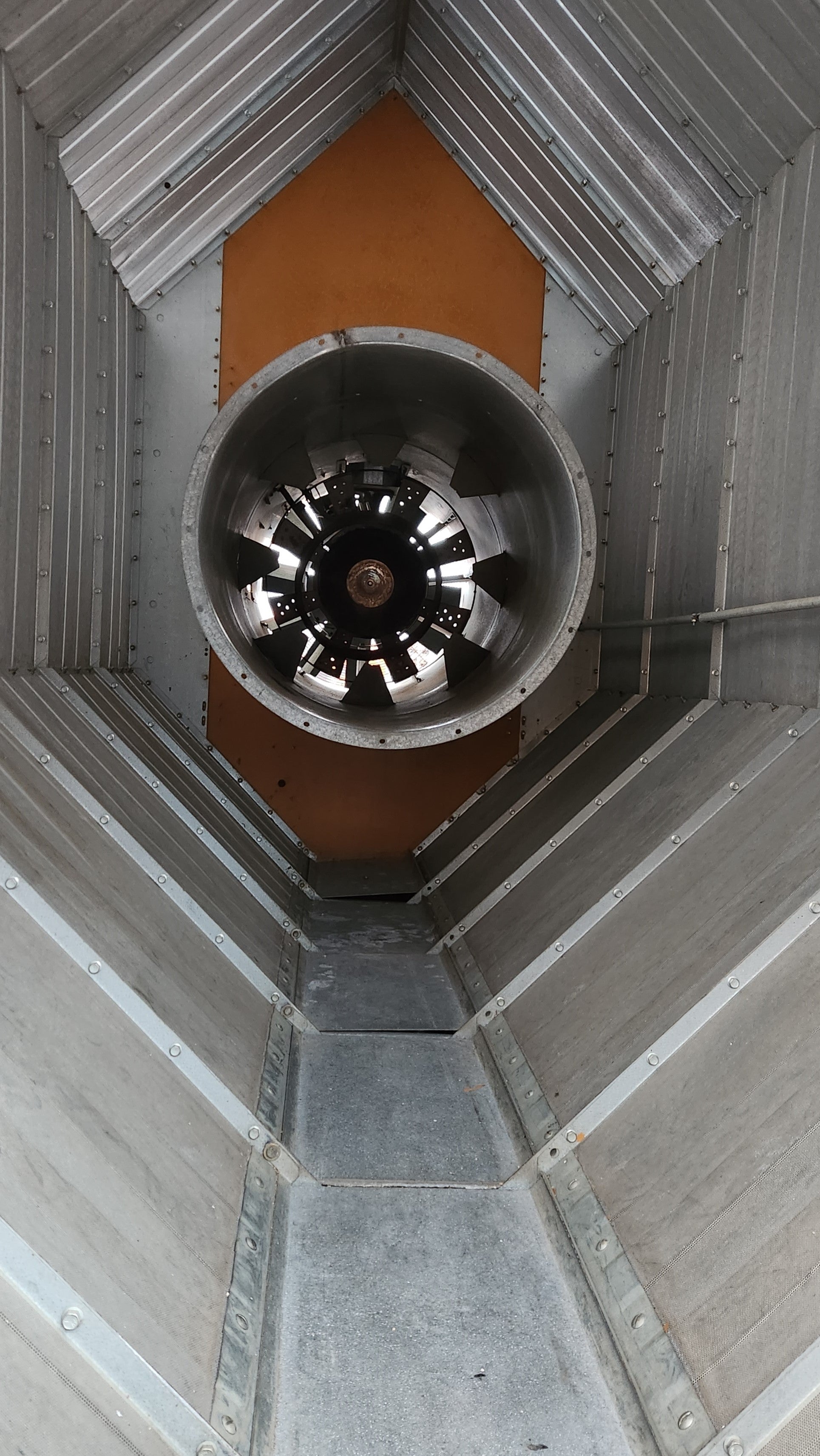 2003 GSI Grain Dryer 112