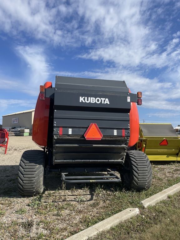 2017 Kubota BV4580NT BALER