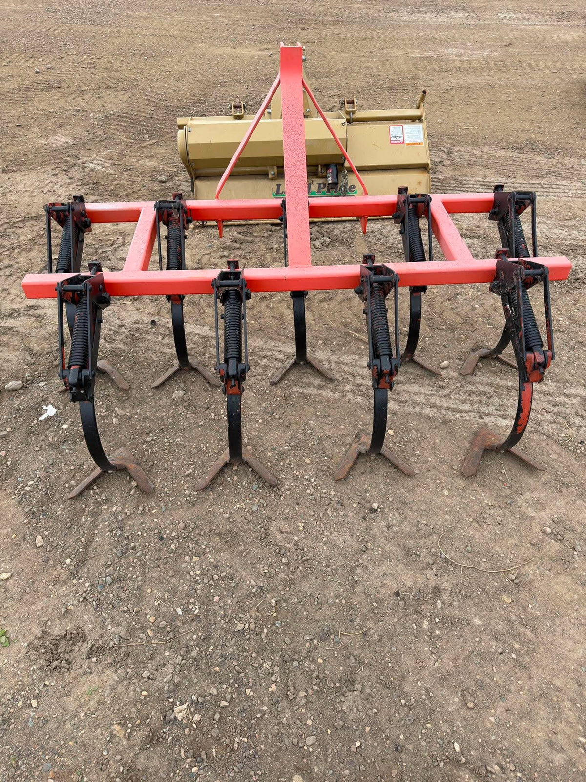 2000 Cultivator orange