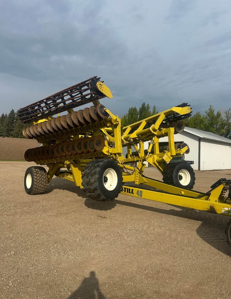 2014 Degelman Pro-Till 40 High Performance Disc