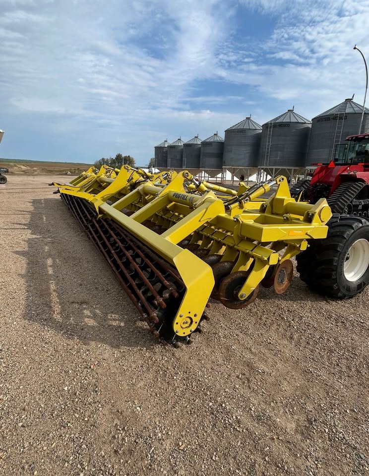 2014 Degelman Pro-Till 40 High Performance Disc