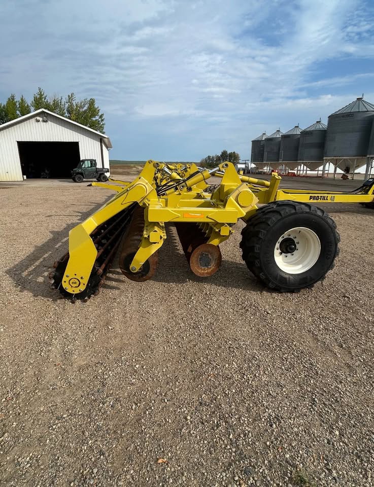 2014 Degelman Pro-Till 40 High Performance Disc