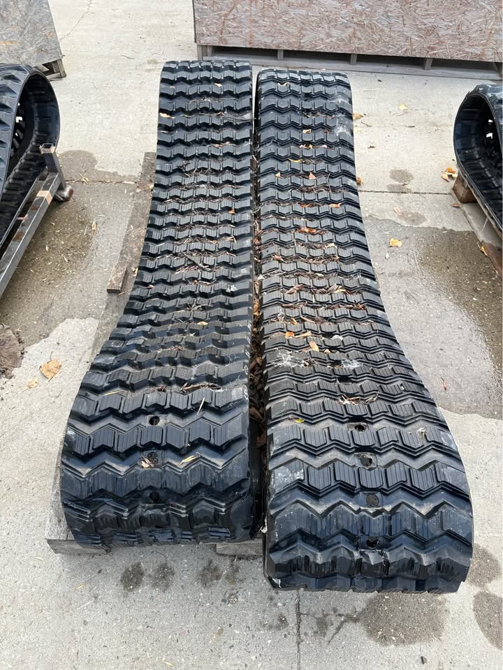 2022 Cat Tracks 279c, 289c, 299c, 299d, 299D2