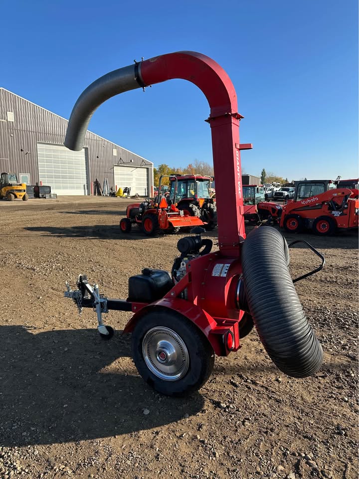 2013 Giant Vac lawn vacuum