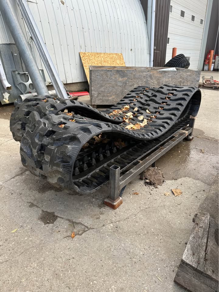 2025 Kubota Tracks SVL 90, SVL 95, SVL 97