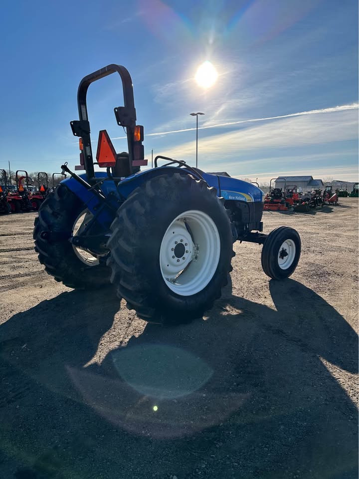 2000 New Holland TT75 Tractor