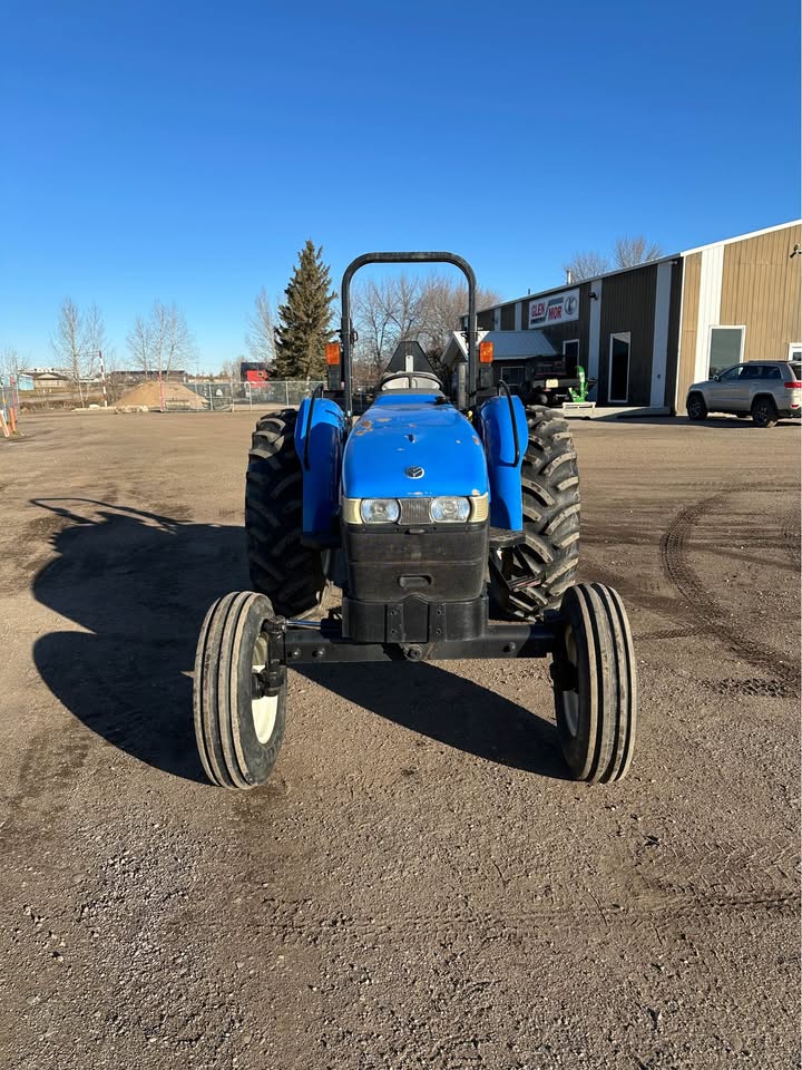 2000 New Holland TT75 Tractor