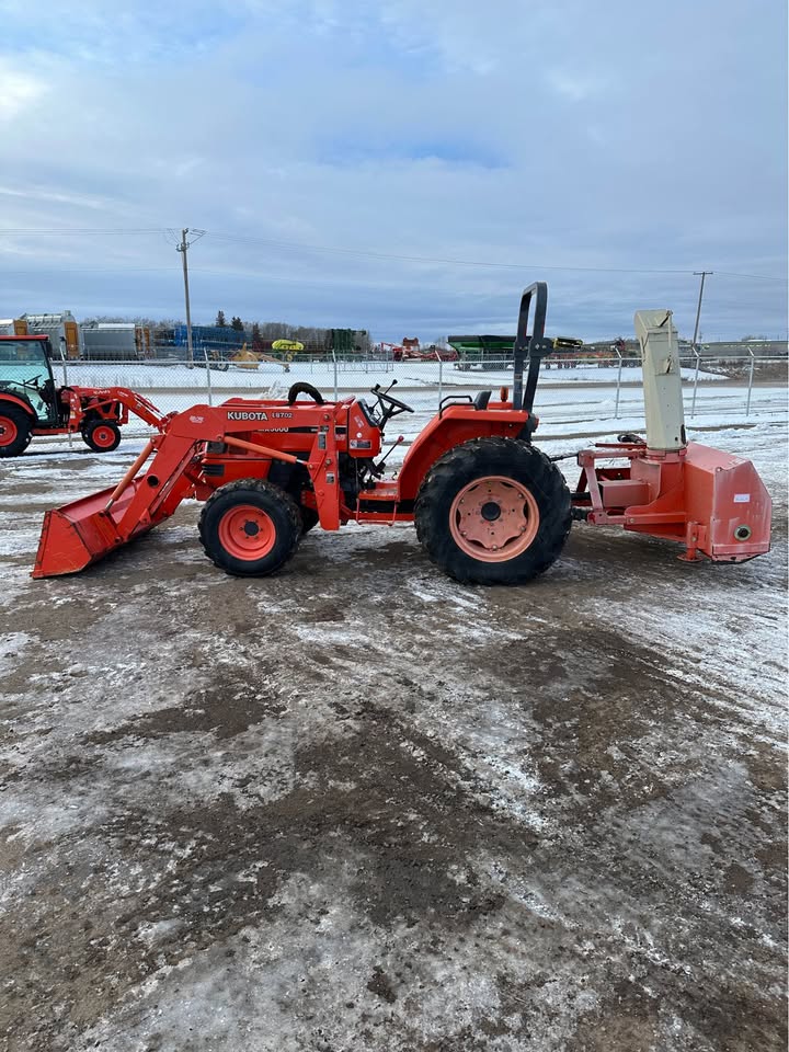 2007 Kubota mx5000dt Tractor