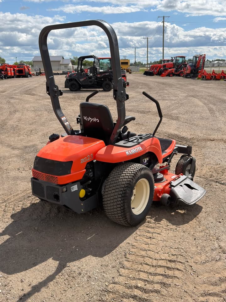 2006 Kubota ZG23 Zero Turn Mower