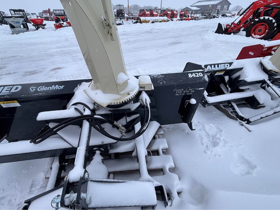 2022 Farm King snowblower — blowout 8420 84”