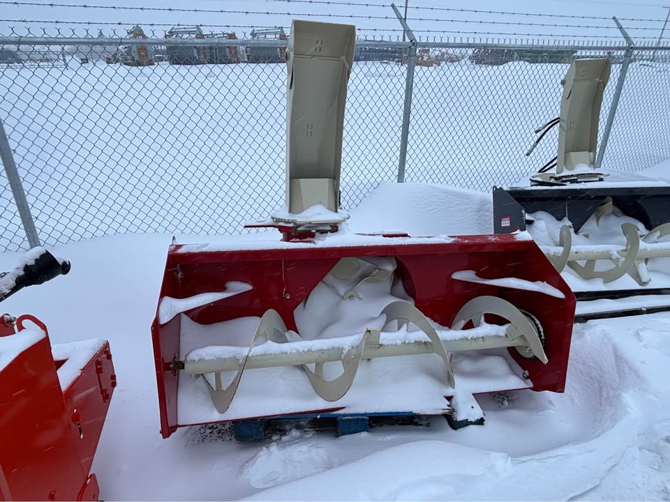 2022 Farm King snowblower 600 60”