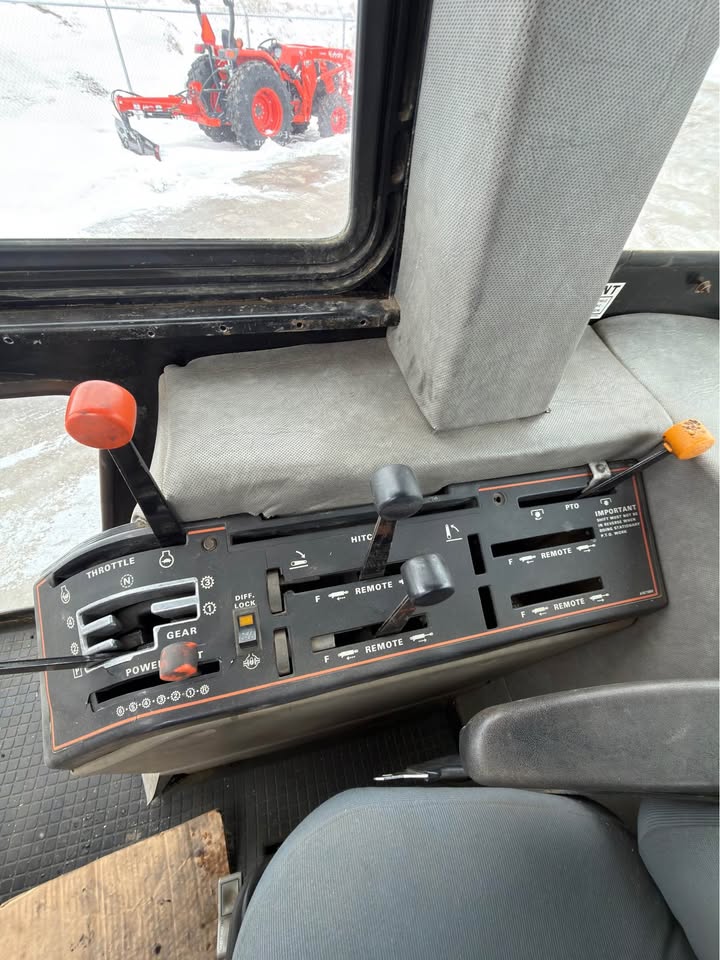 1985 Case 2394 Tractor