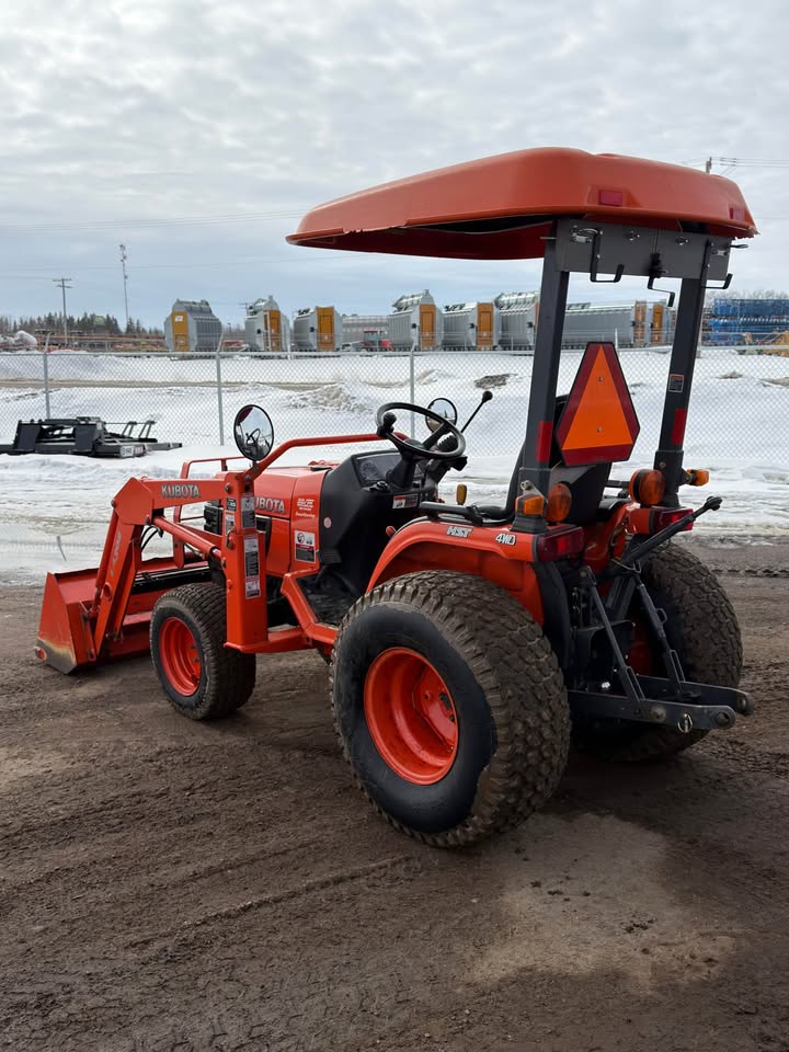 2006 Kubota b7510 hst tractor