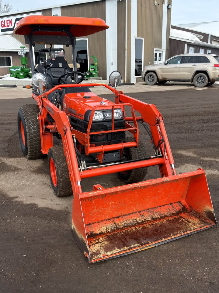 2006 Kubota b7510 hst tractor
