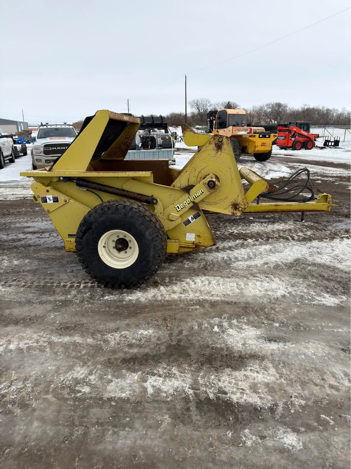 2006 Degelman 7200 Rock Picker