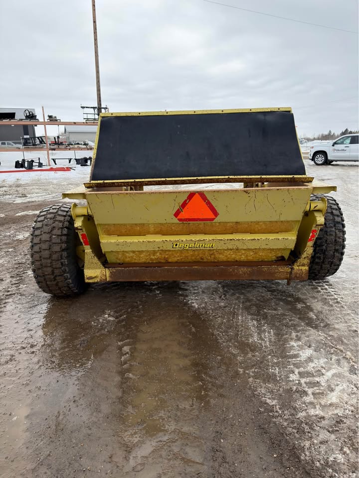 2006 Degelman 7200 Rock Picker