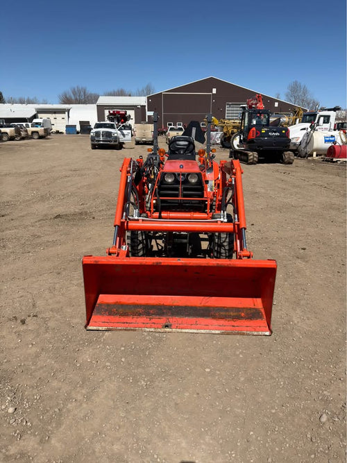2008 Kubota B7800 compact tractor