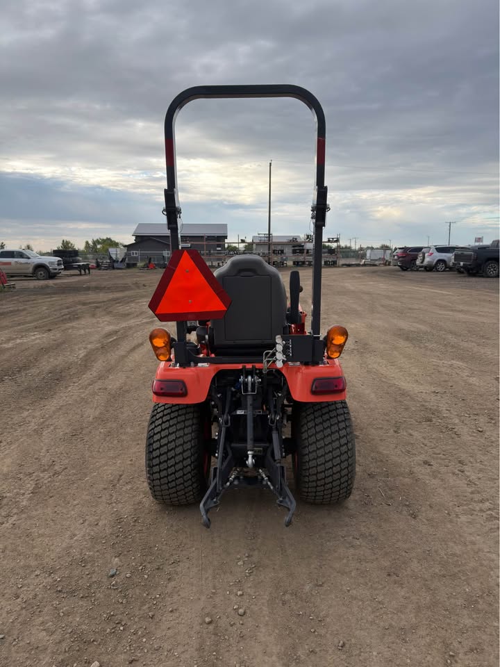 2016 Kubota bx2370 + snowblower + mower