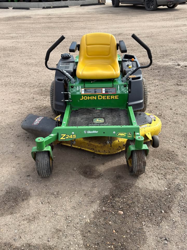 2012 John Deere z245 Zero Turn Mower
