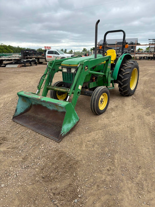 1994 John Deere 5200 tractor