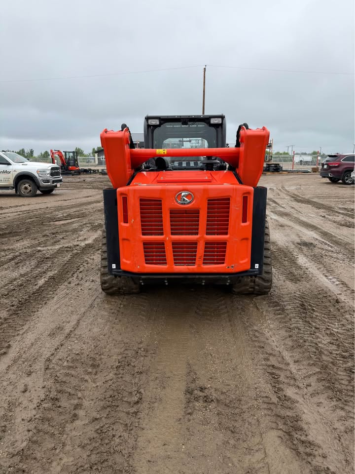 2024 Kubota svl 97-2 compact track loader