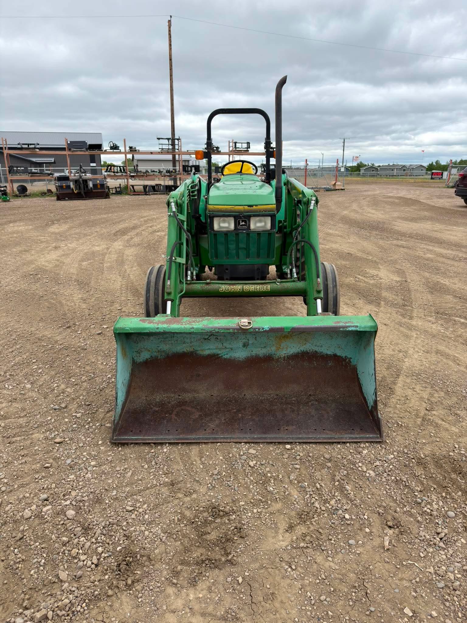 1994 John Deere 5200 tractor