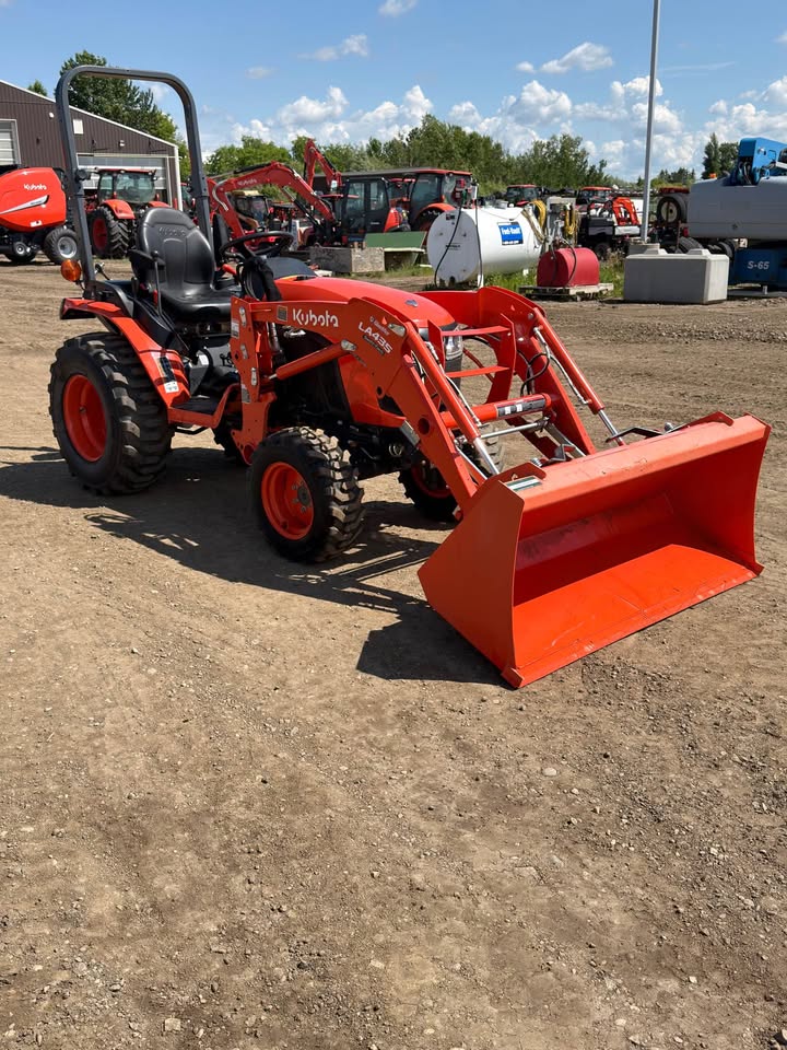 2022 Kubota B2601 with Snow Blower