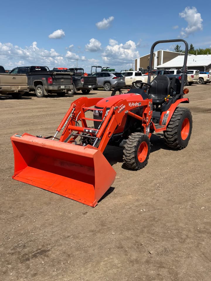 2022 Kubota B2601 with Snow Blower