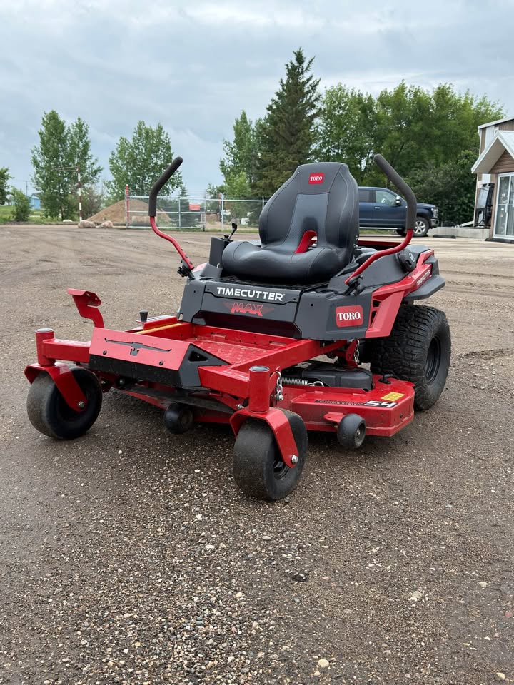 2024 Toro TimeCutter MAX 54" Zero Turn Mower