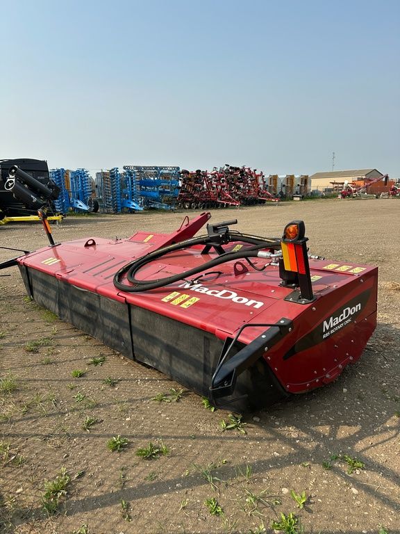 2018 MacDon 16 boot Disc Mower R85
