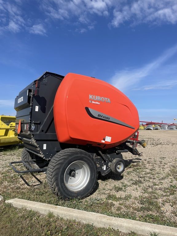 2017 Kubota BV4580NT BALER