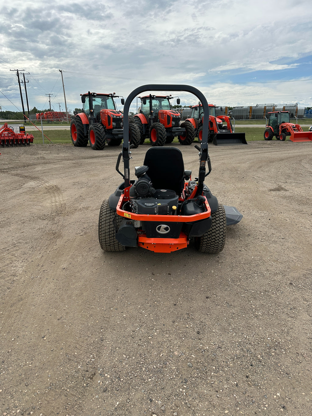 2016 Kubota Z726 zero turn mower