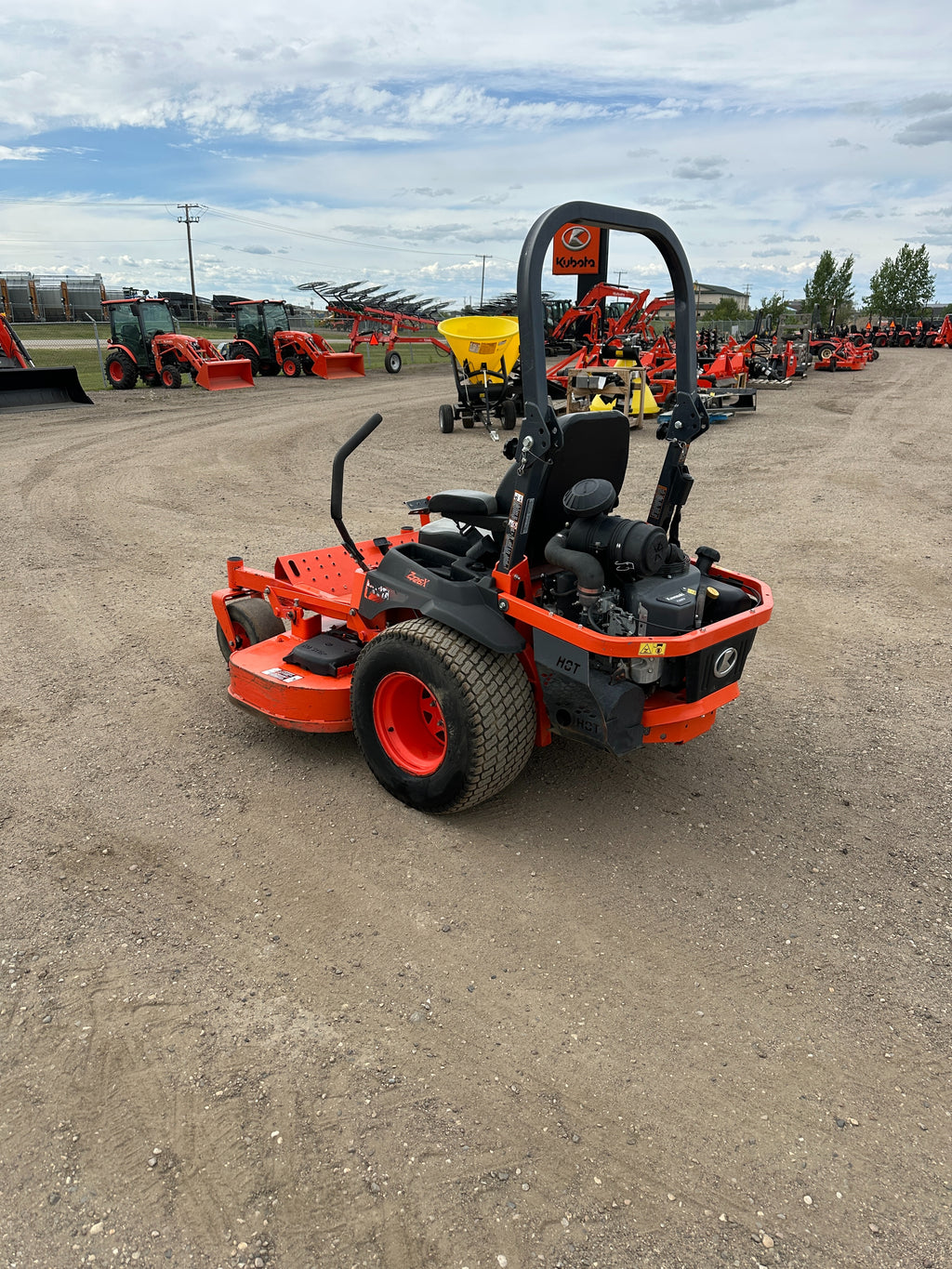 2016 Kubota Z726 zero turn mower