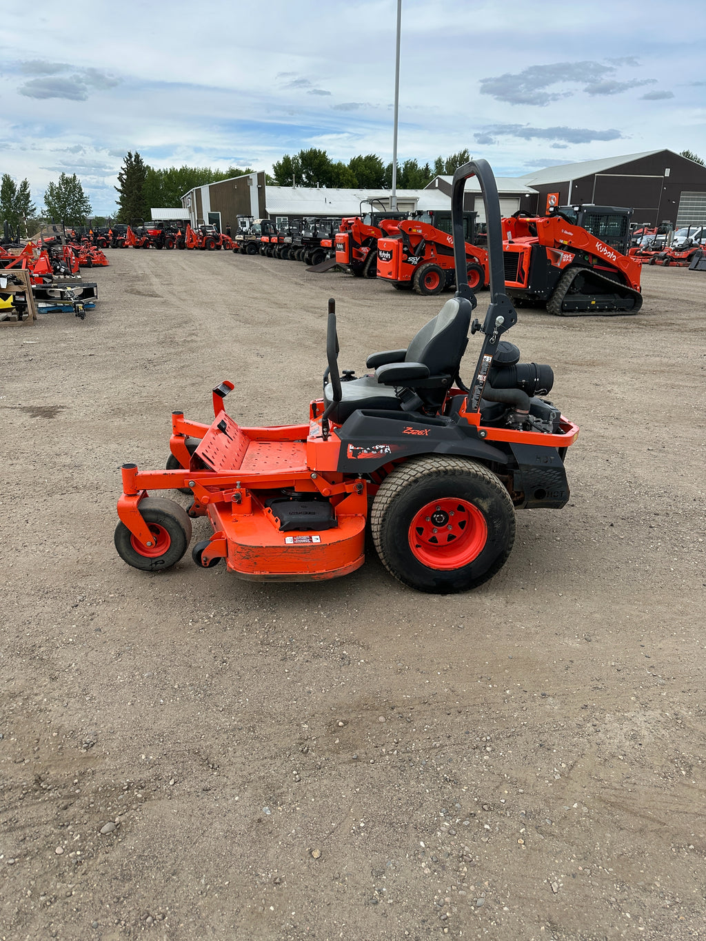 2016 Kubota Z726 zero turn mower