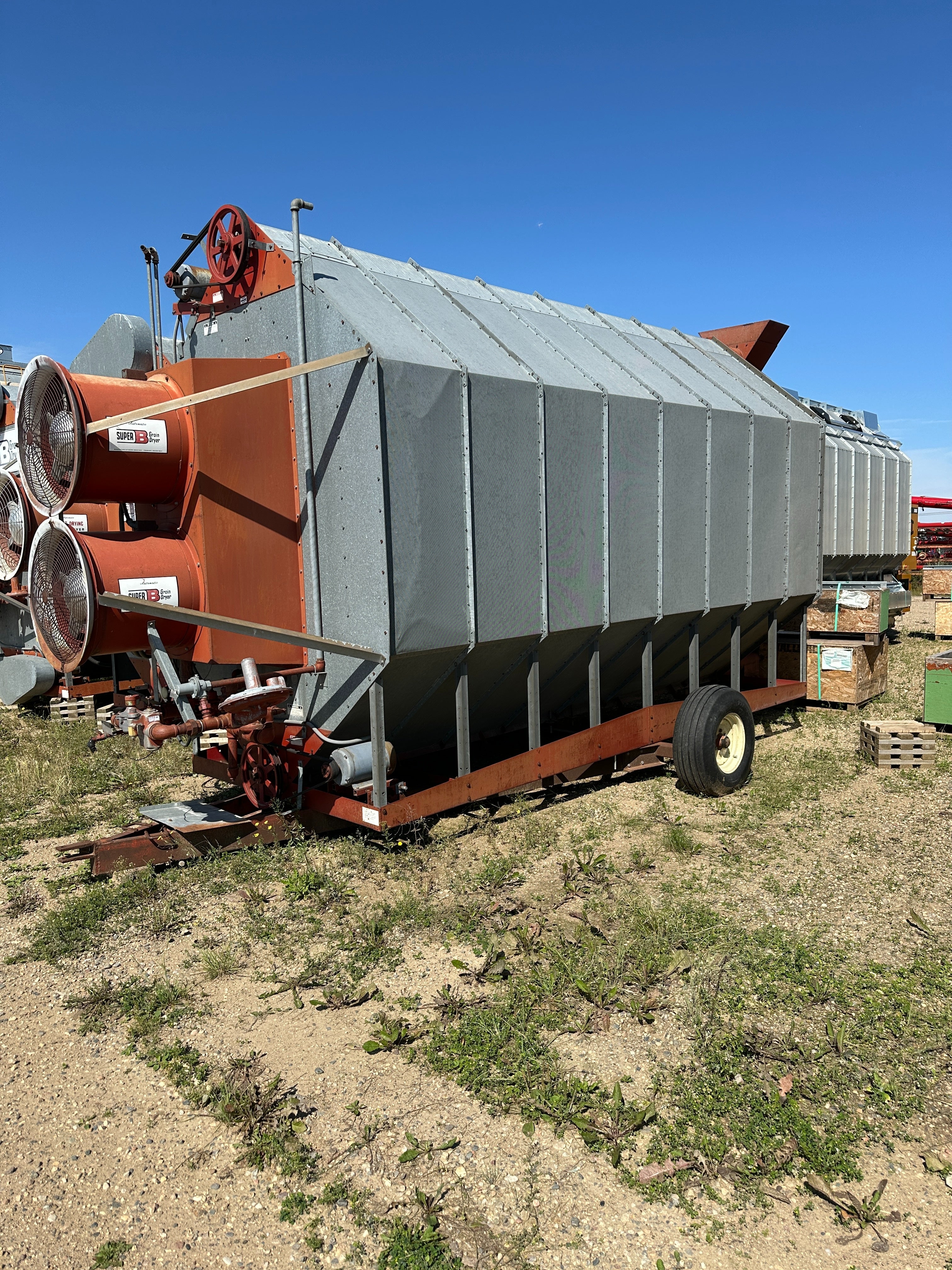 1987 Super-B AS800 Grain Dryer