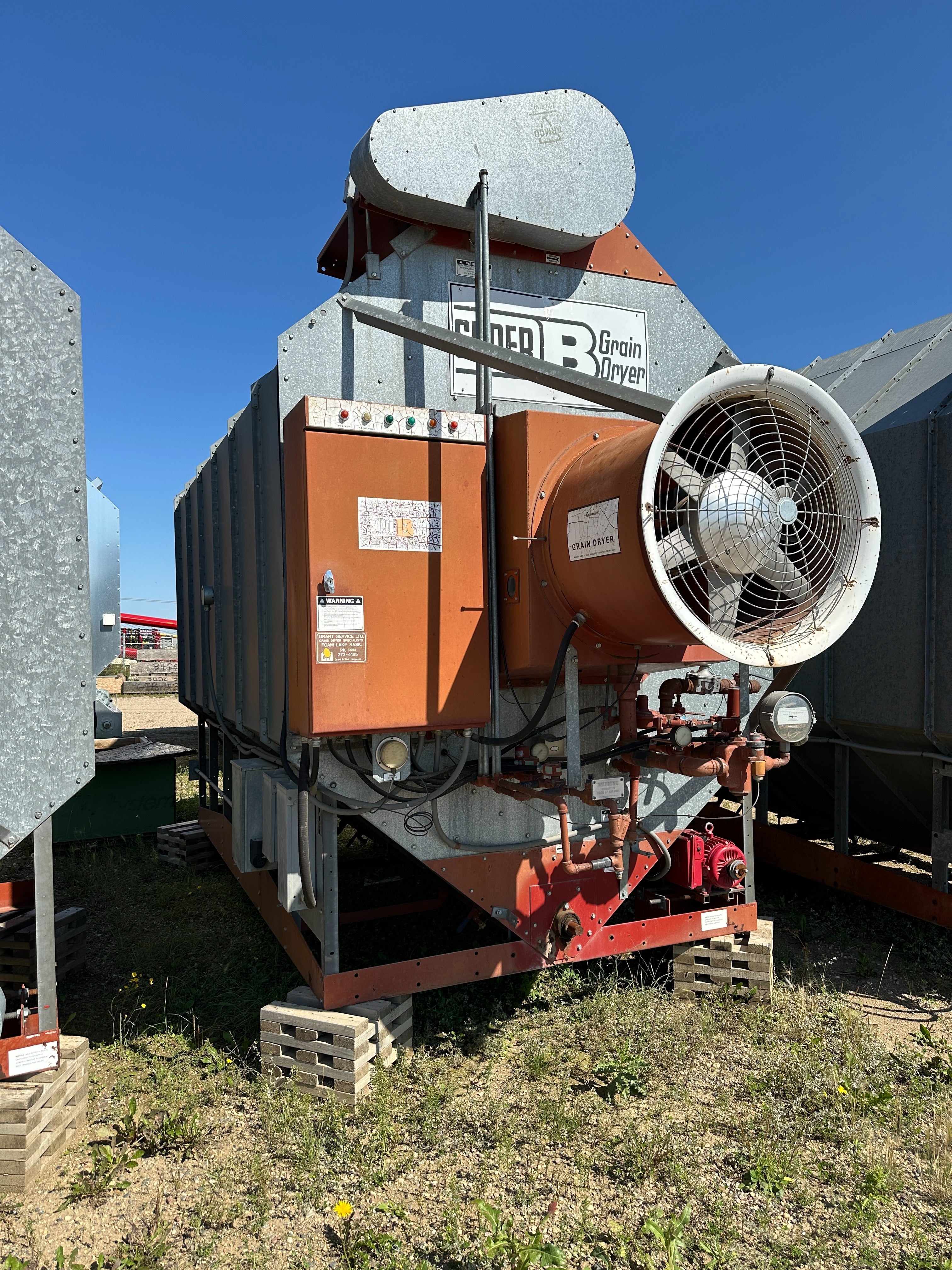 1986 Super-B AS600 Grain Dryer